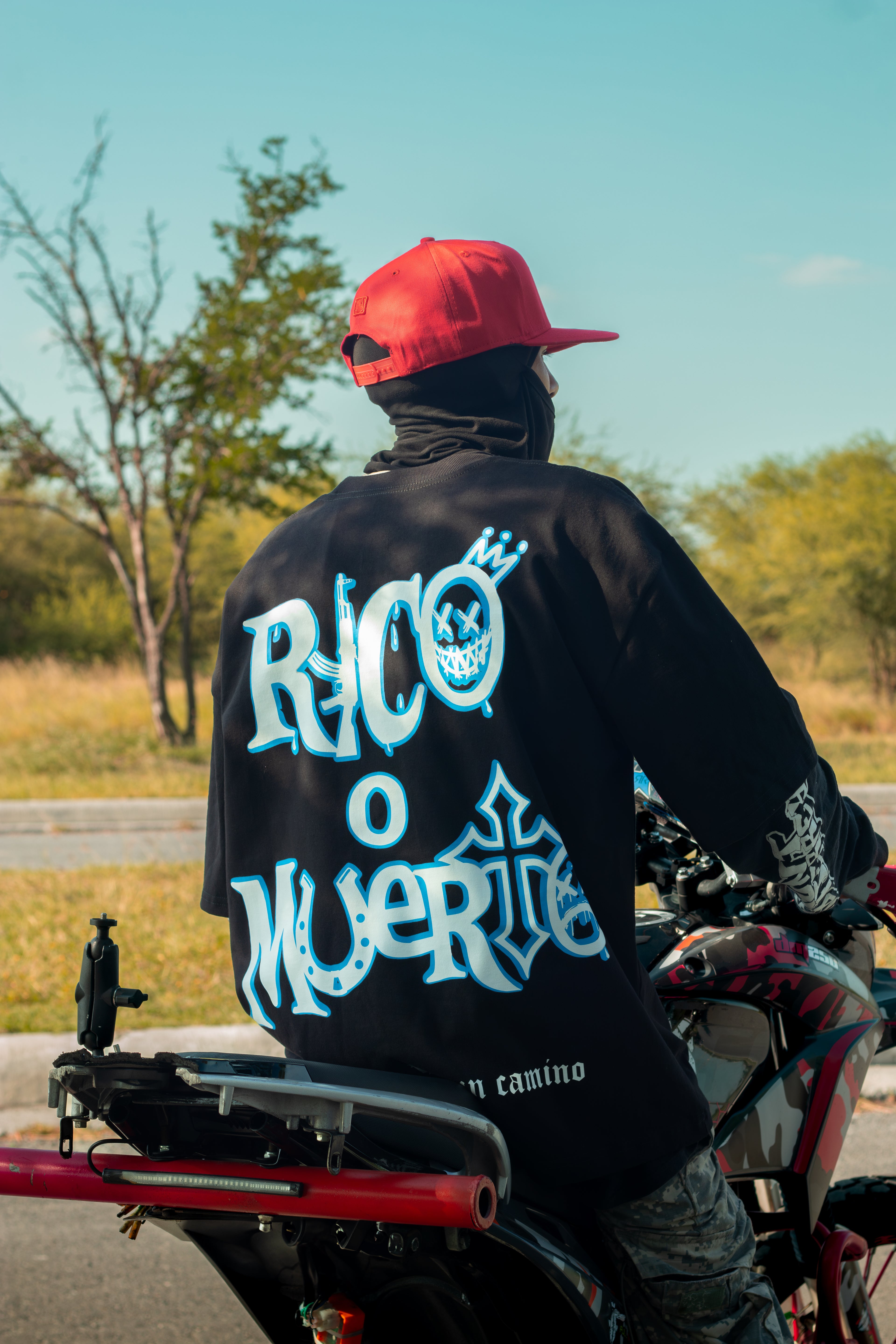 Playera - Rico o muerto